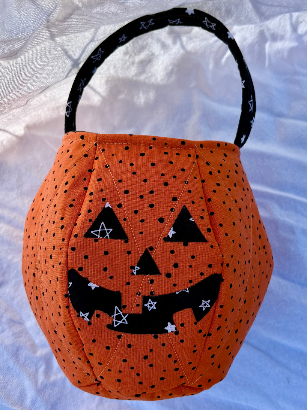 Quilted Pumpkin Trick-or-Treat Bucket